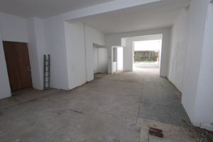 Photo 16- click for photo gallery